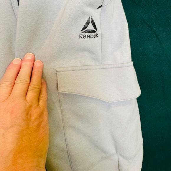 REEBOK Identity Delta Logo Fleece Cargo Pants sz M Medium Gray Side Pockets - Picture 6 of 10